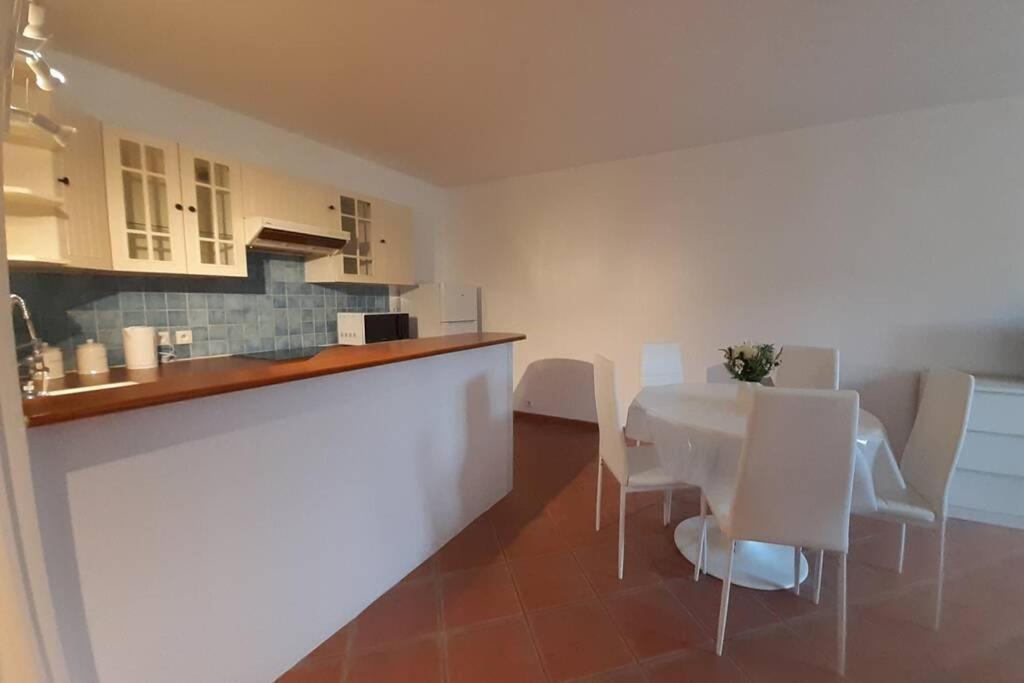 La Belle Ortine Apartment Esbly Bagian luar foto